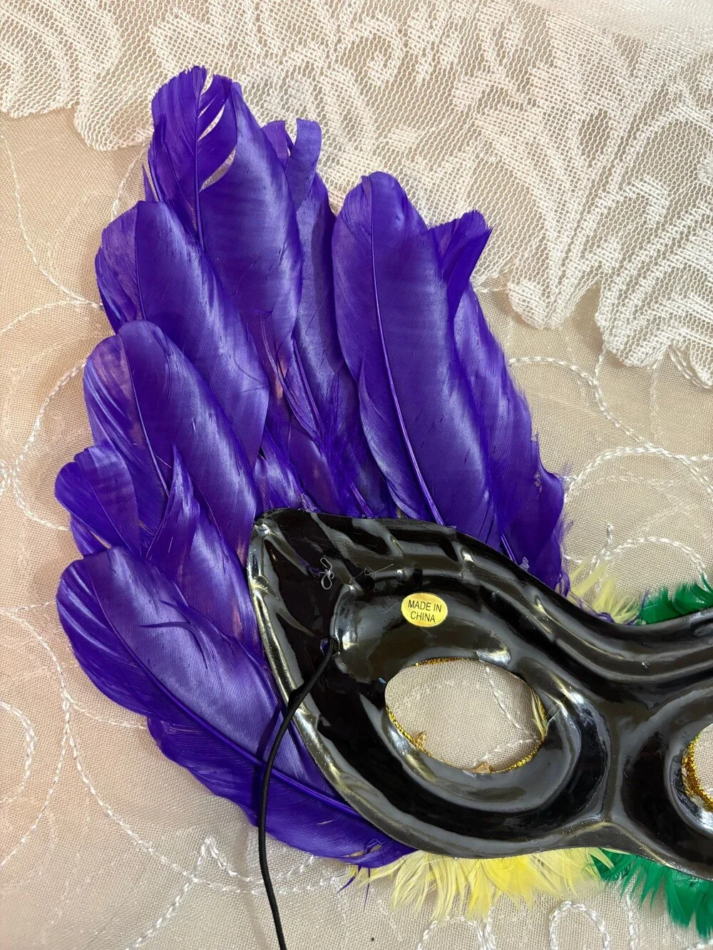 Mardi Gras Feather Masquerade Mask Costume Accessory